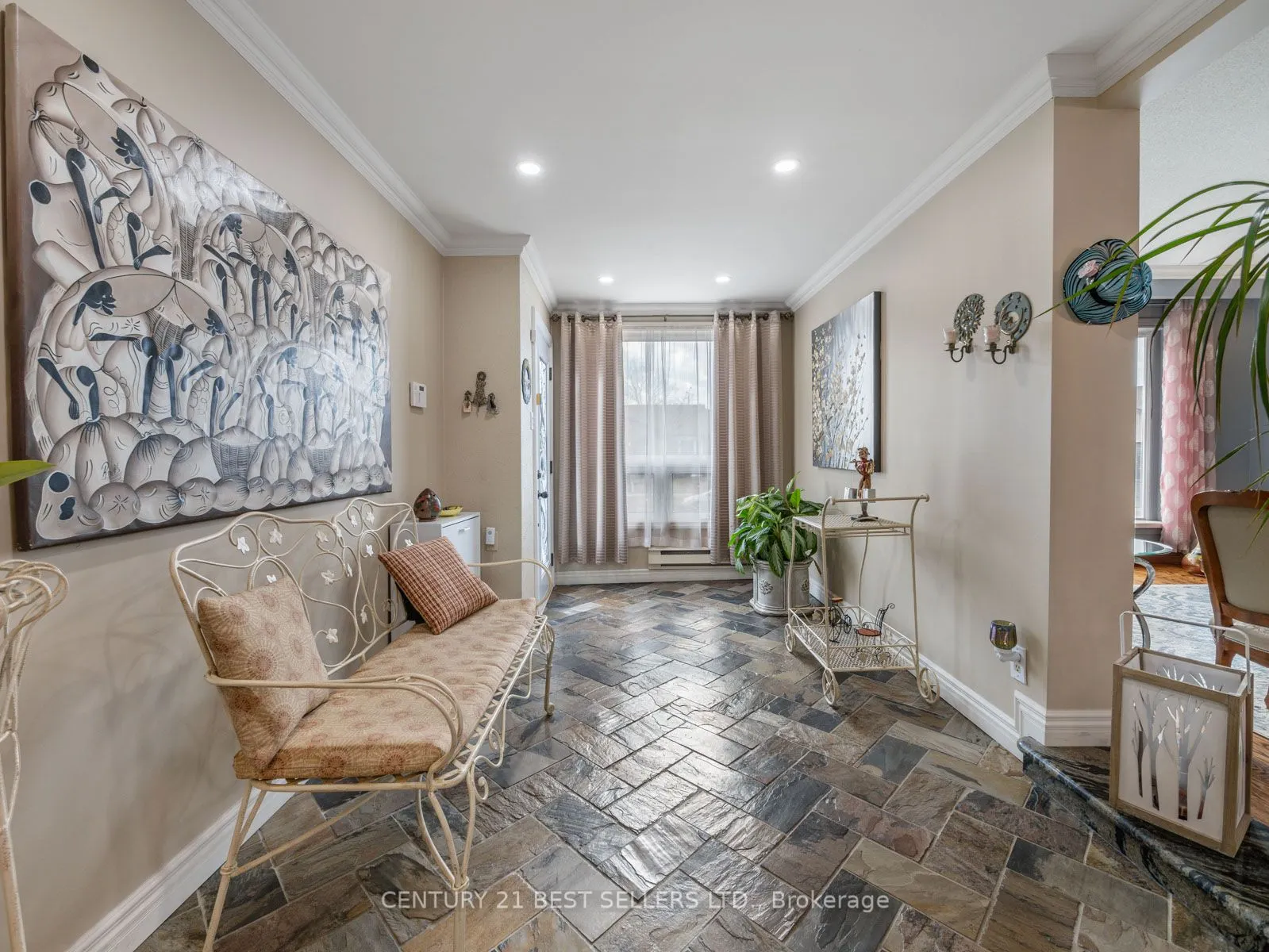 15 Blackthorn Lane