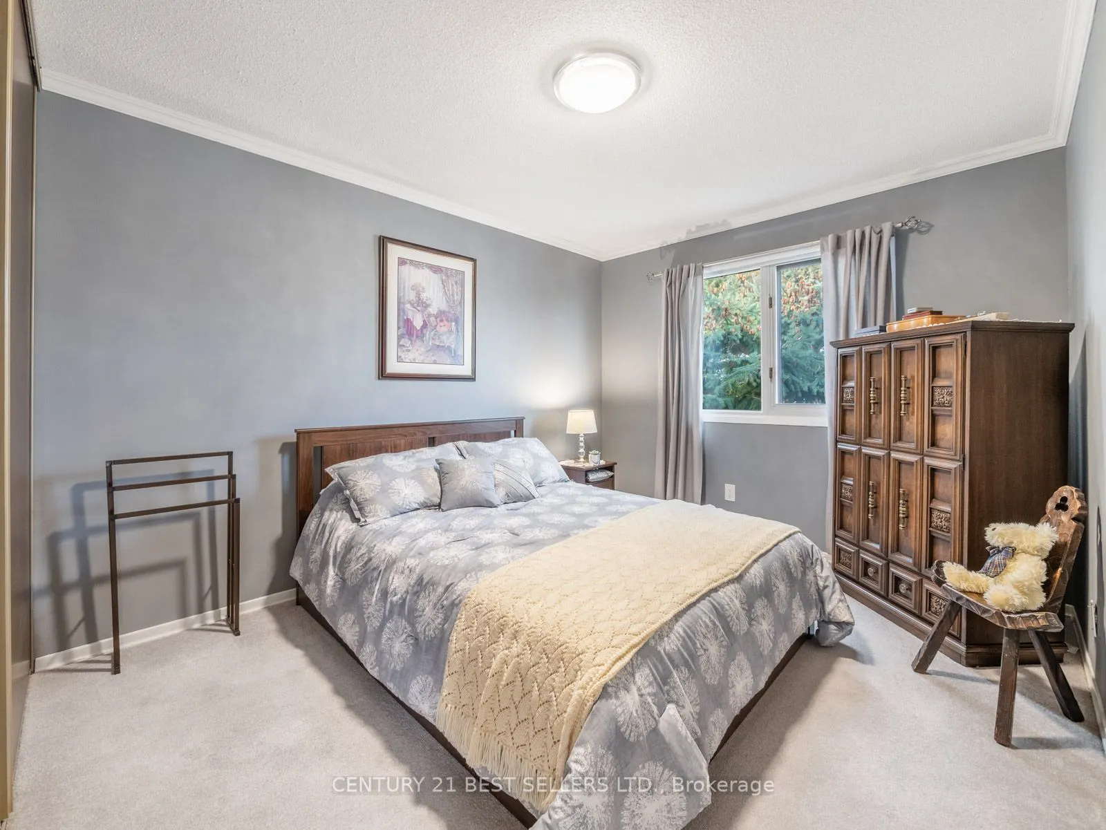 15 Blackthorn Lane