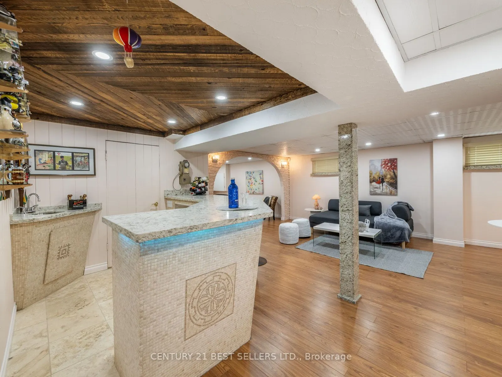 15 Blackthorn Lane