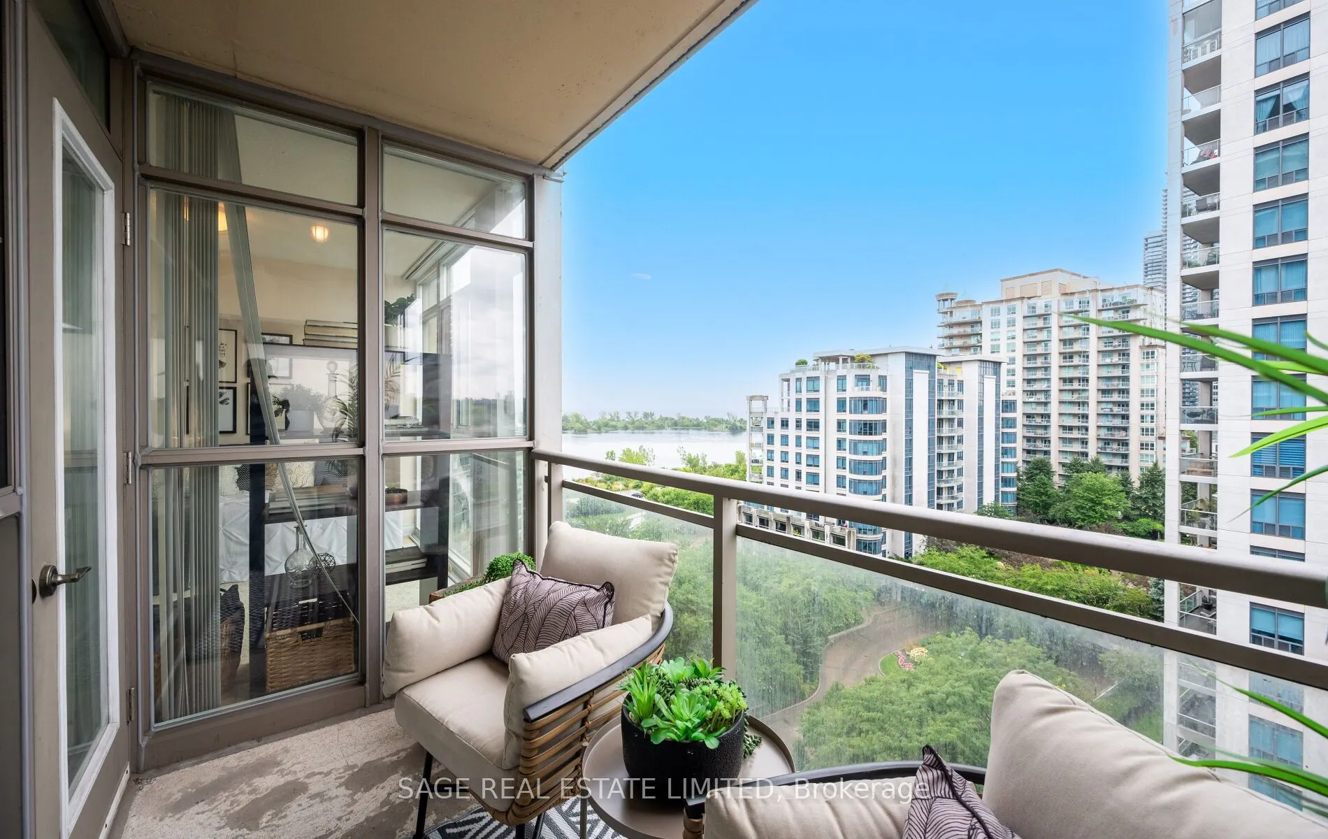 3 Marine Parade Drive, #1005