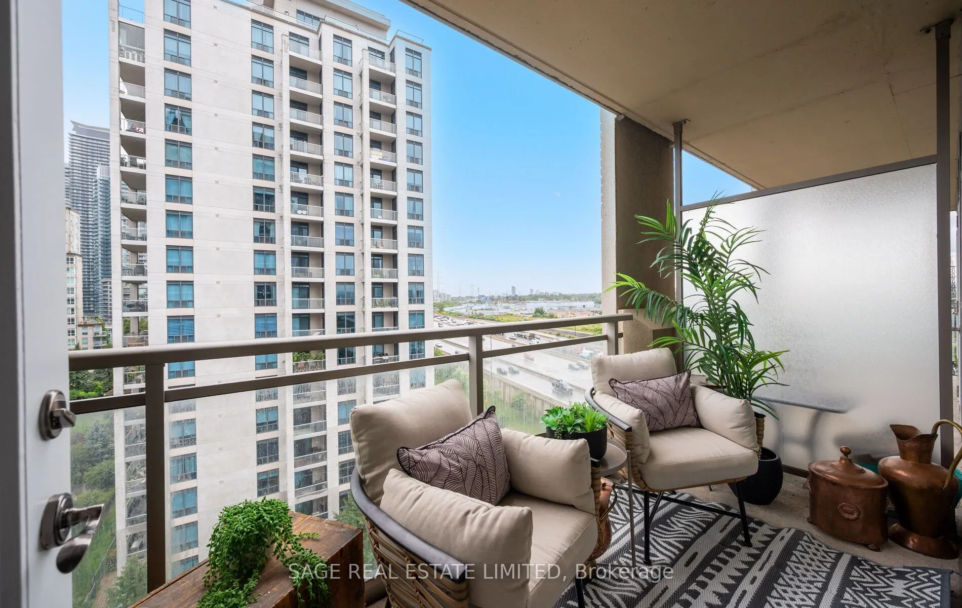 3 Marine Parade Drive, #1005