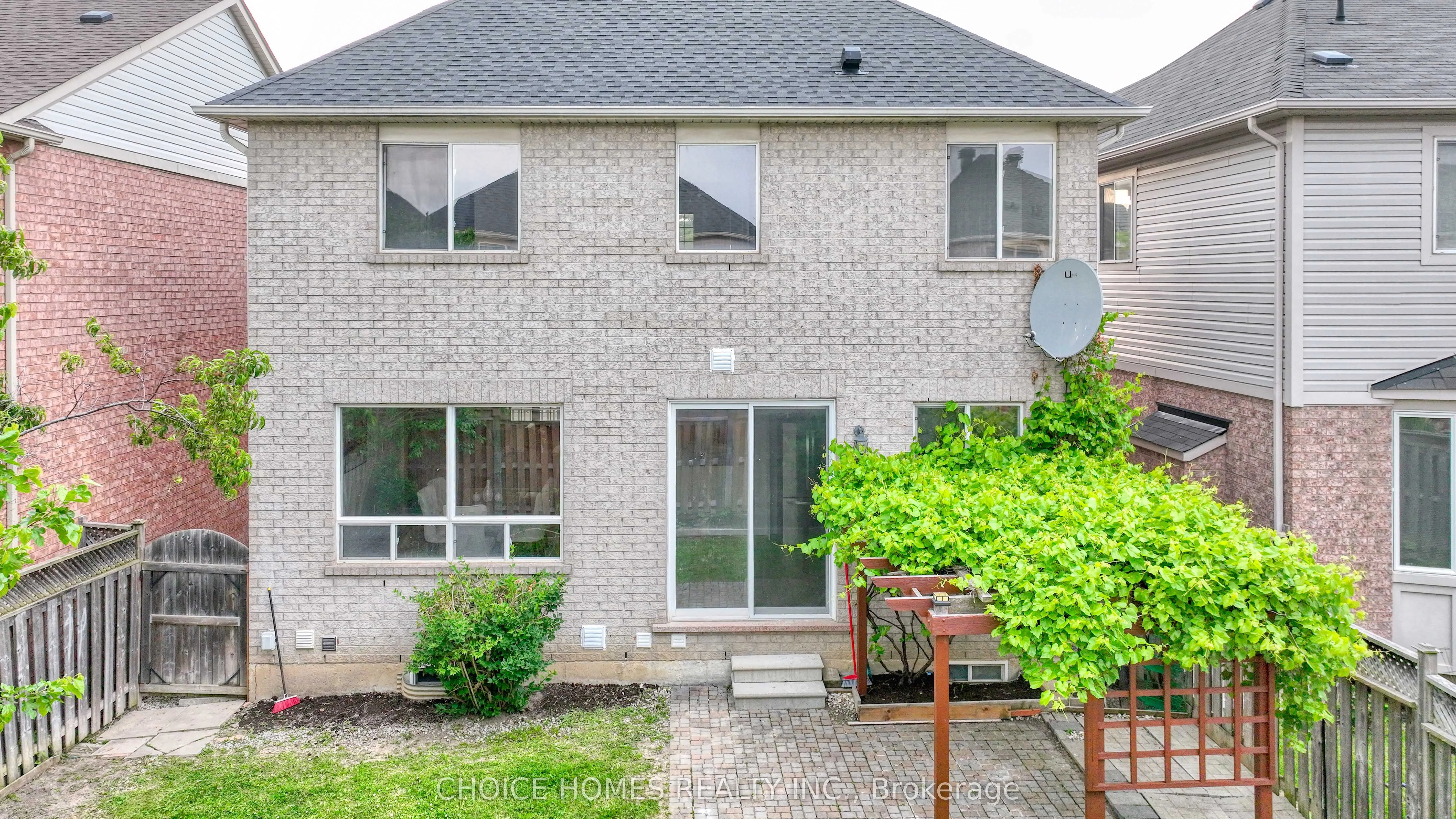 712 Hood Terrace