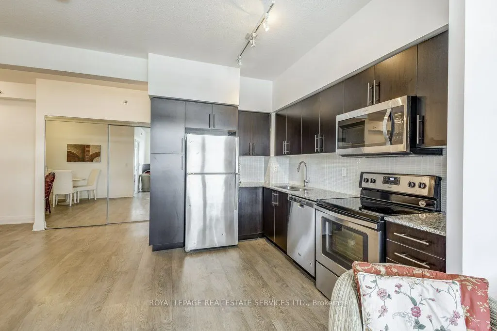 55 Speers Road, #701