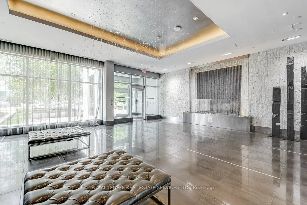 55 Speers Road, #701