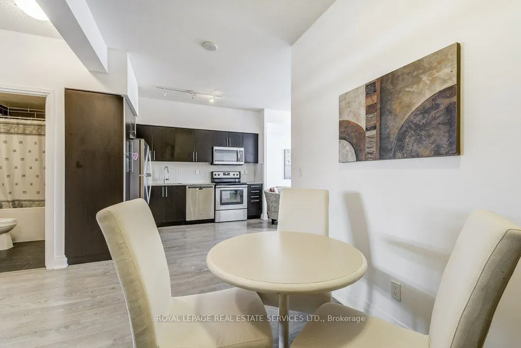 55 Speers Road, #701