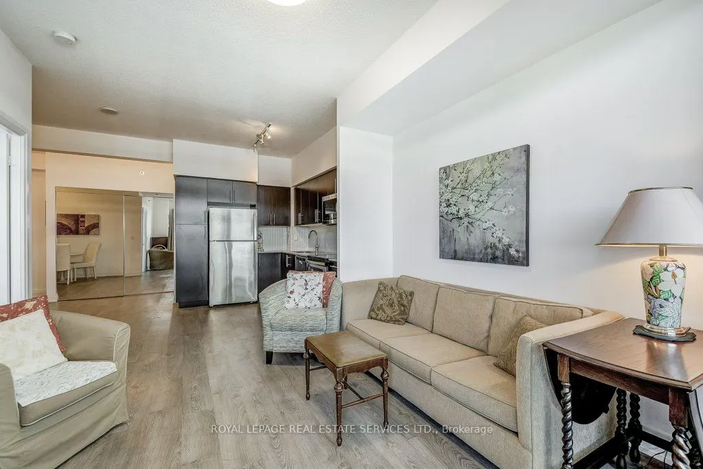55 Speers Road, #701