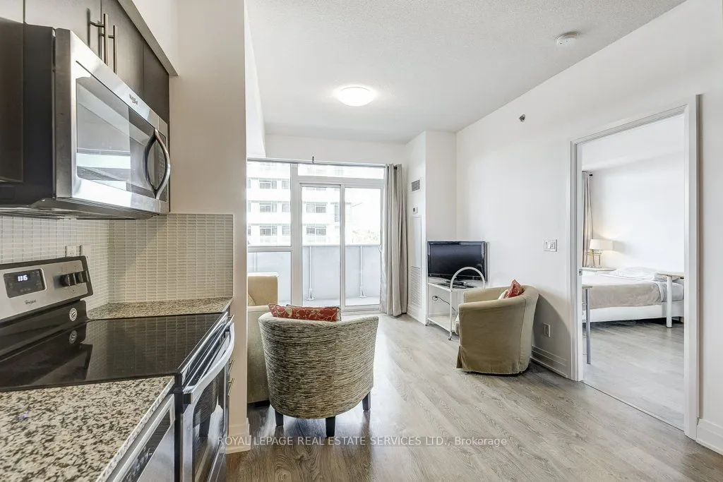 55 Speers Road, #701