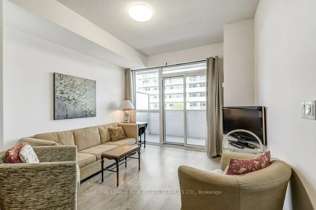 55 Speers Road, #701
