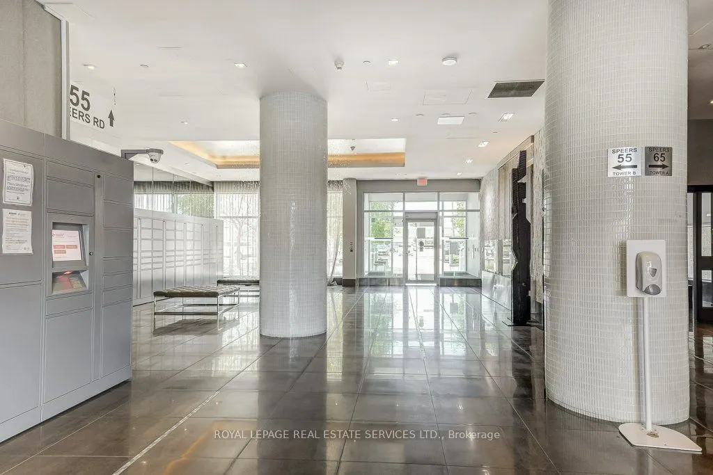 55 Speers Road, #701