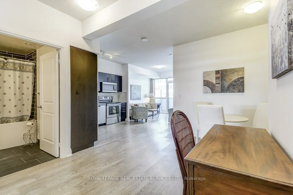 55 Speers Road, #701