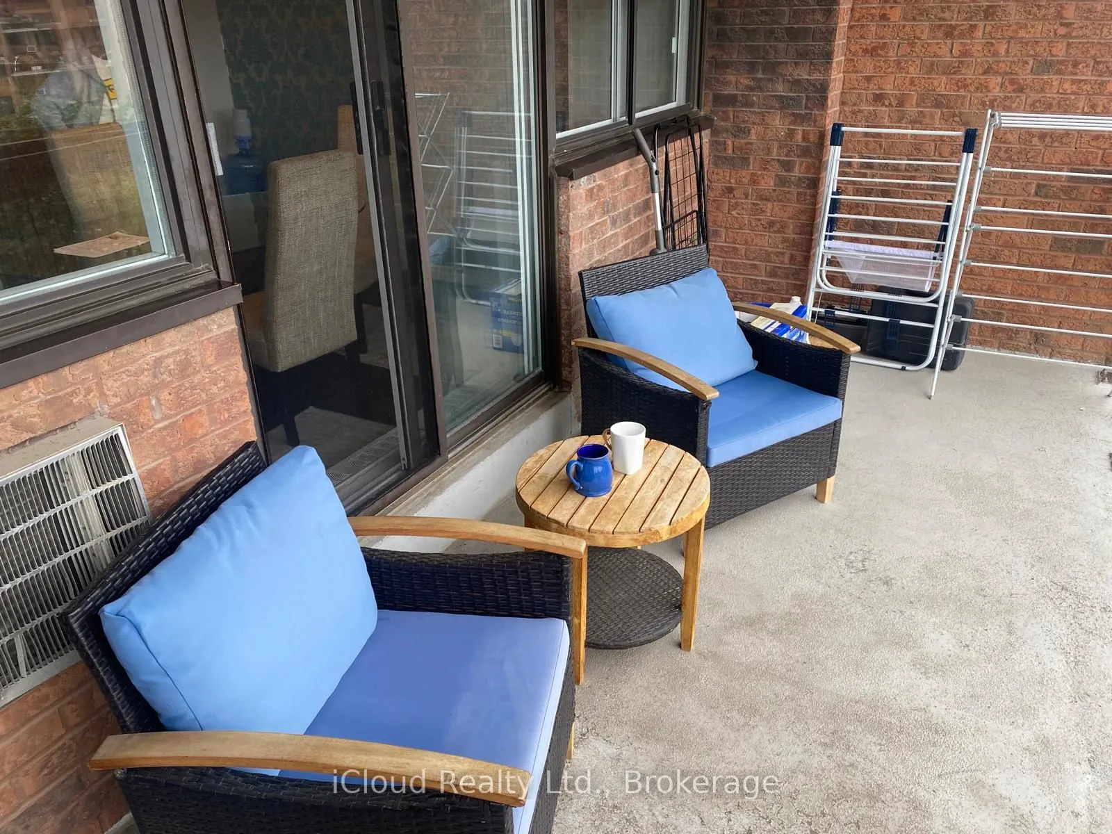 3501 Glen Erin Drive, #606