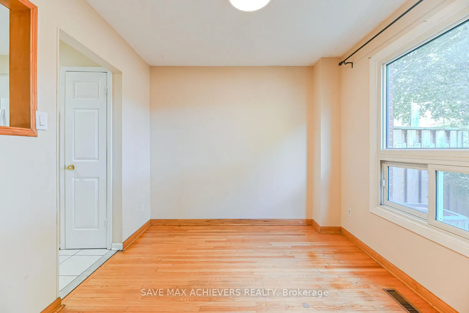 41 Mississauga Valley Boulevard, #56