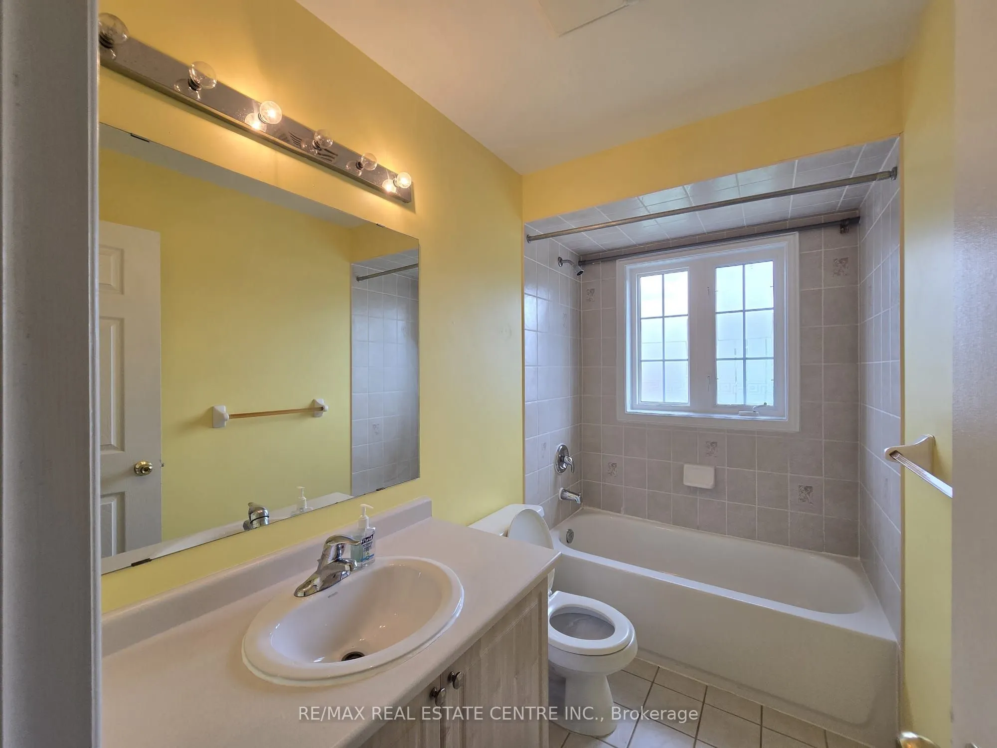 5054 Intrepid Drive