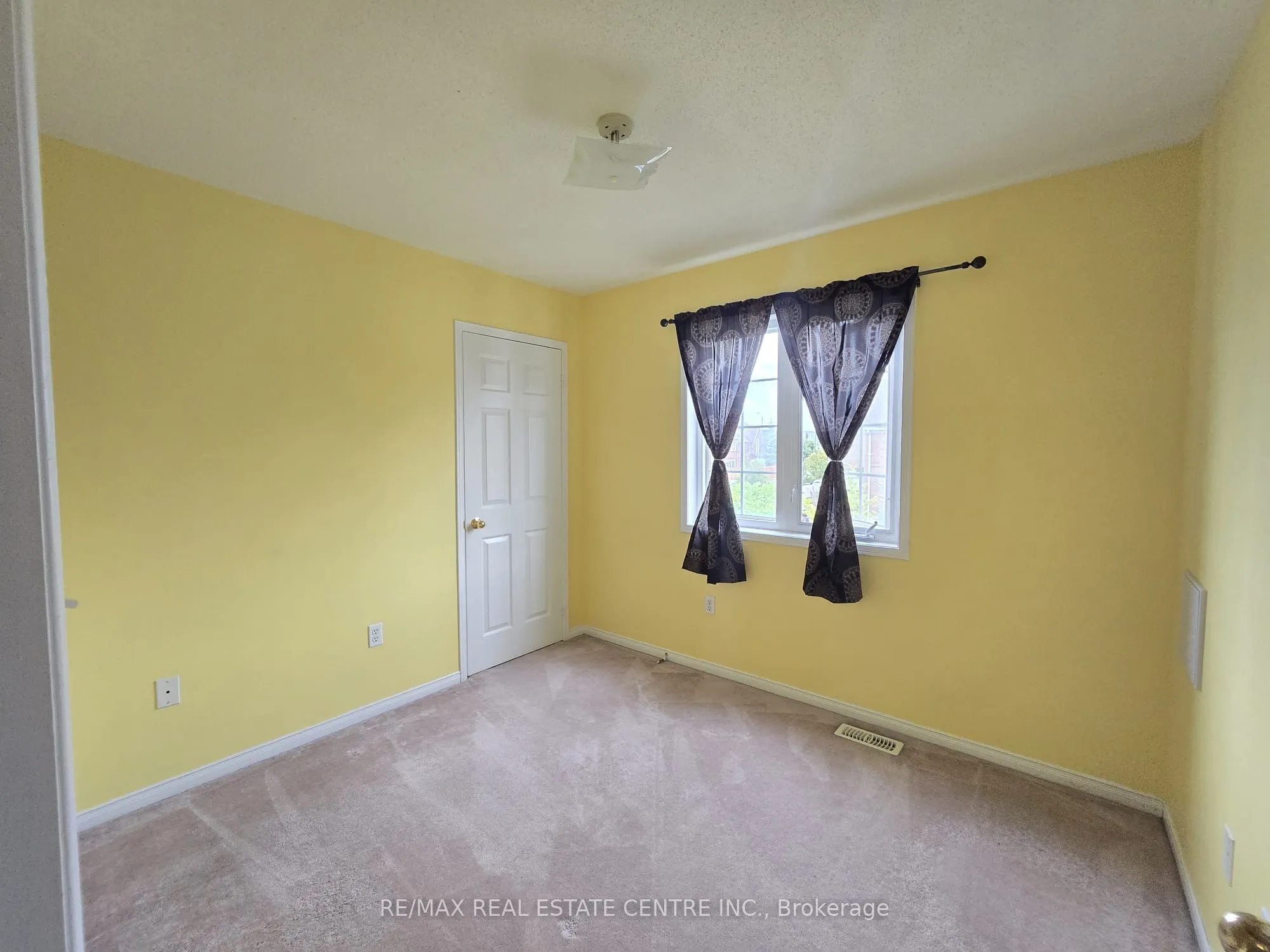 5054 Intrepid Drive