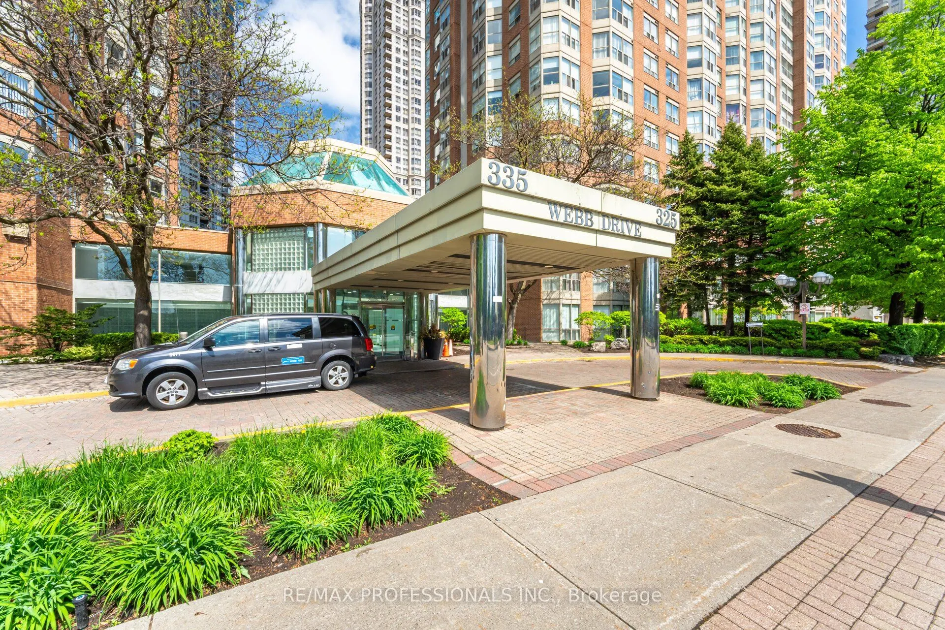 335 Webb Drive, #1606