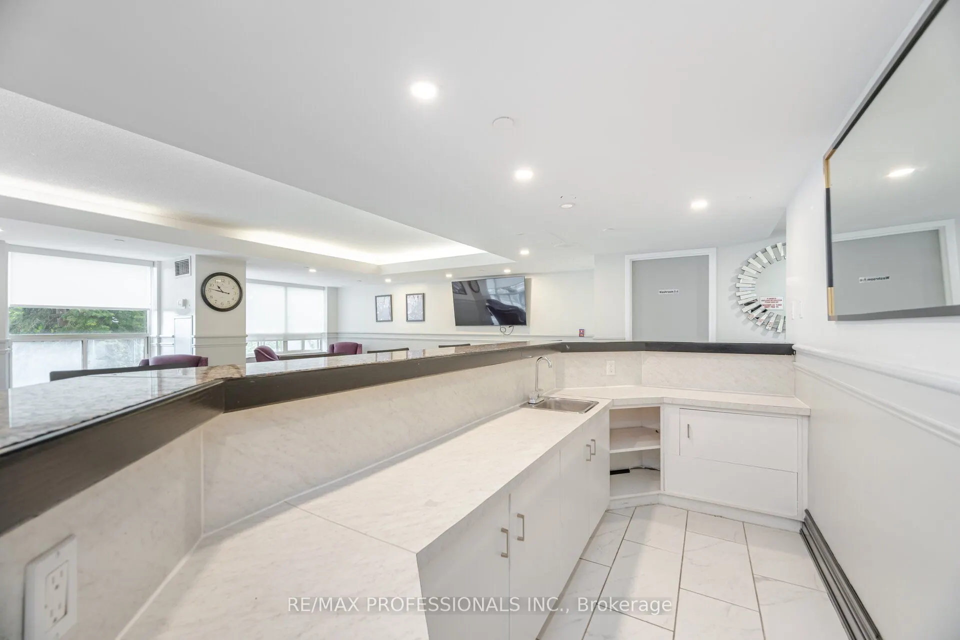 335 Webb Drive, #1606