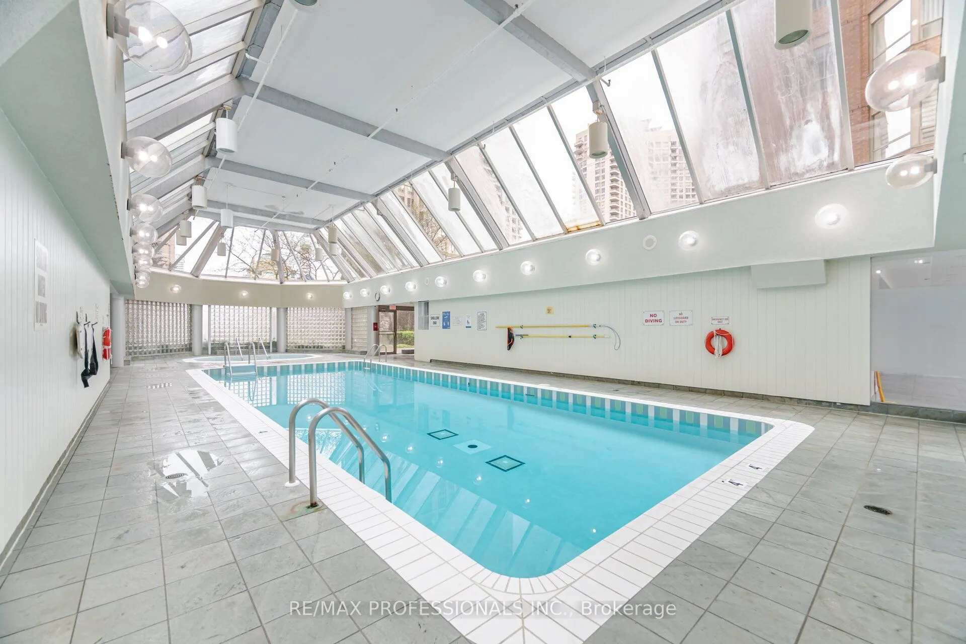 335 Webb Drive, #1606