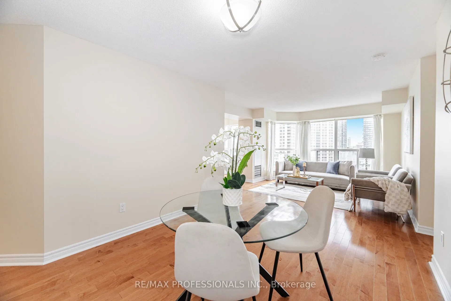 335 Webb Drive, #1606
