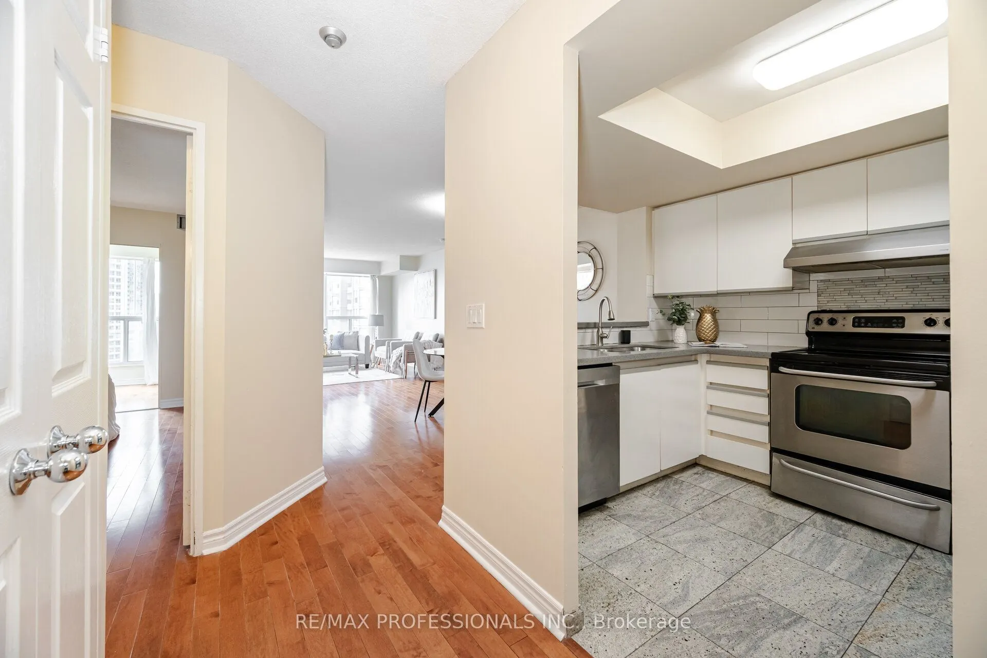 335 Webb Drive, #1606