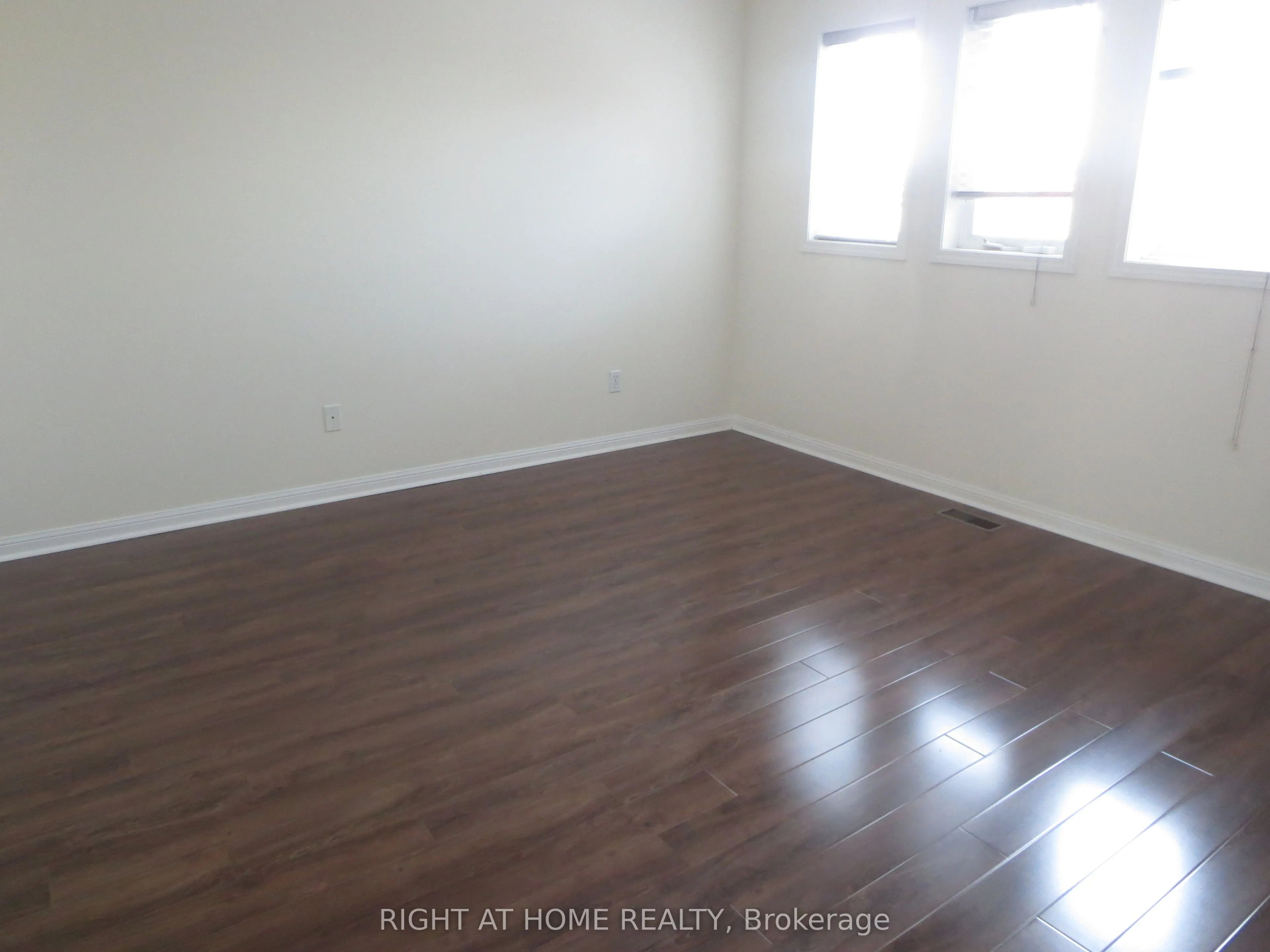2438 Shadow Court