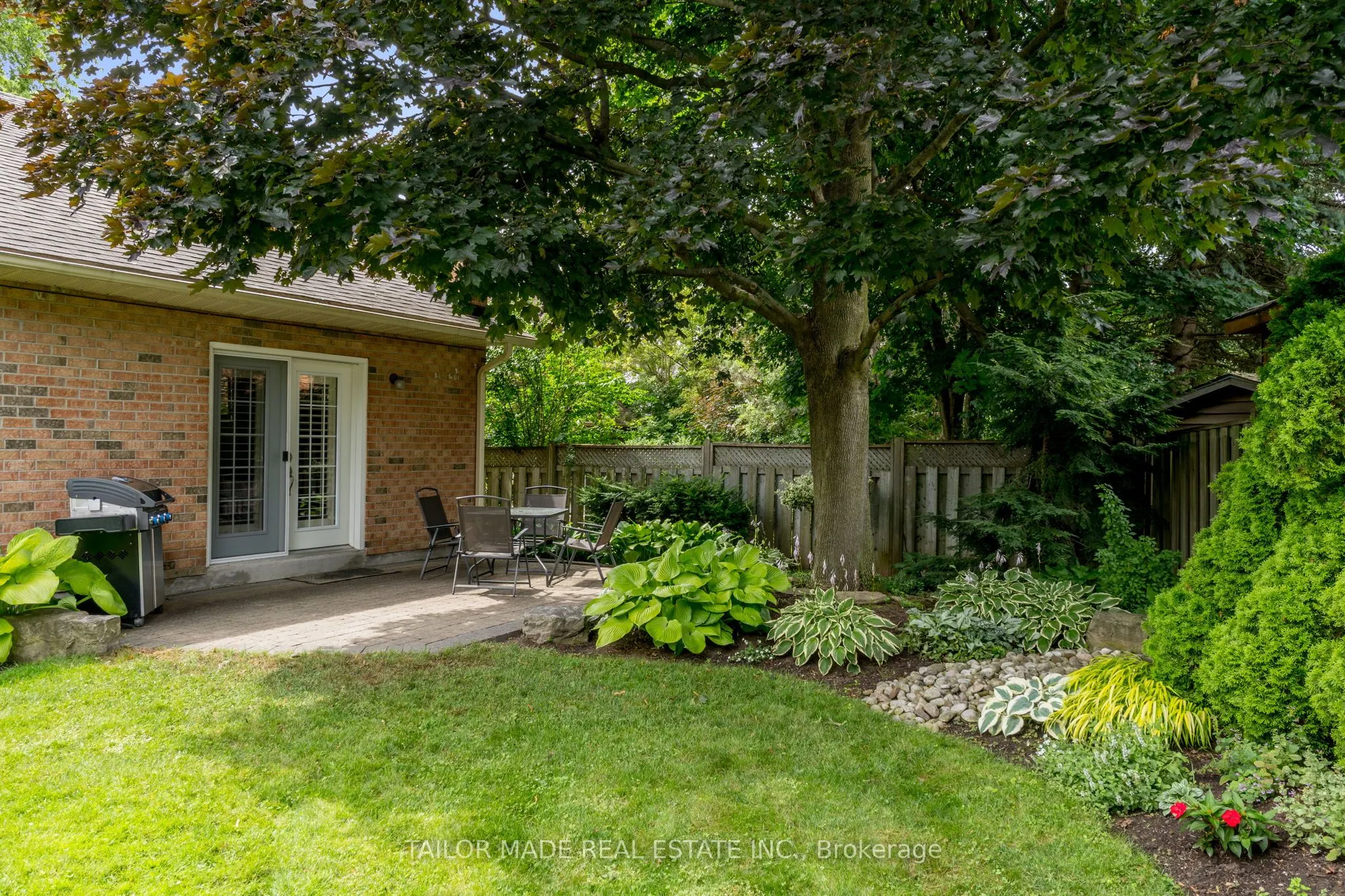 20 Lennox Court