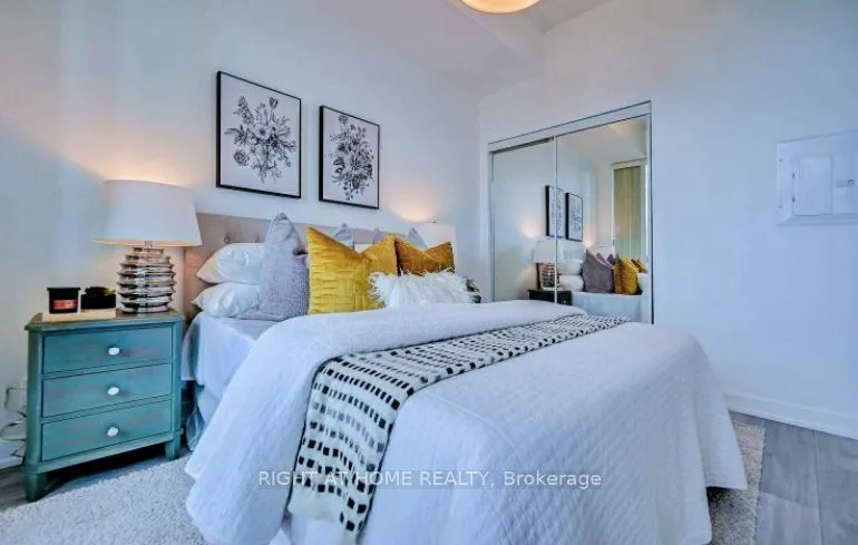 2220 Lake Shore Boulevard W, #2601