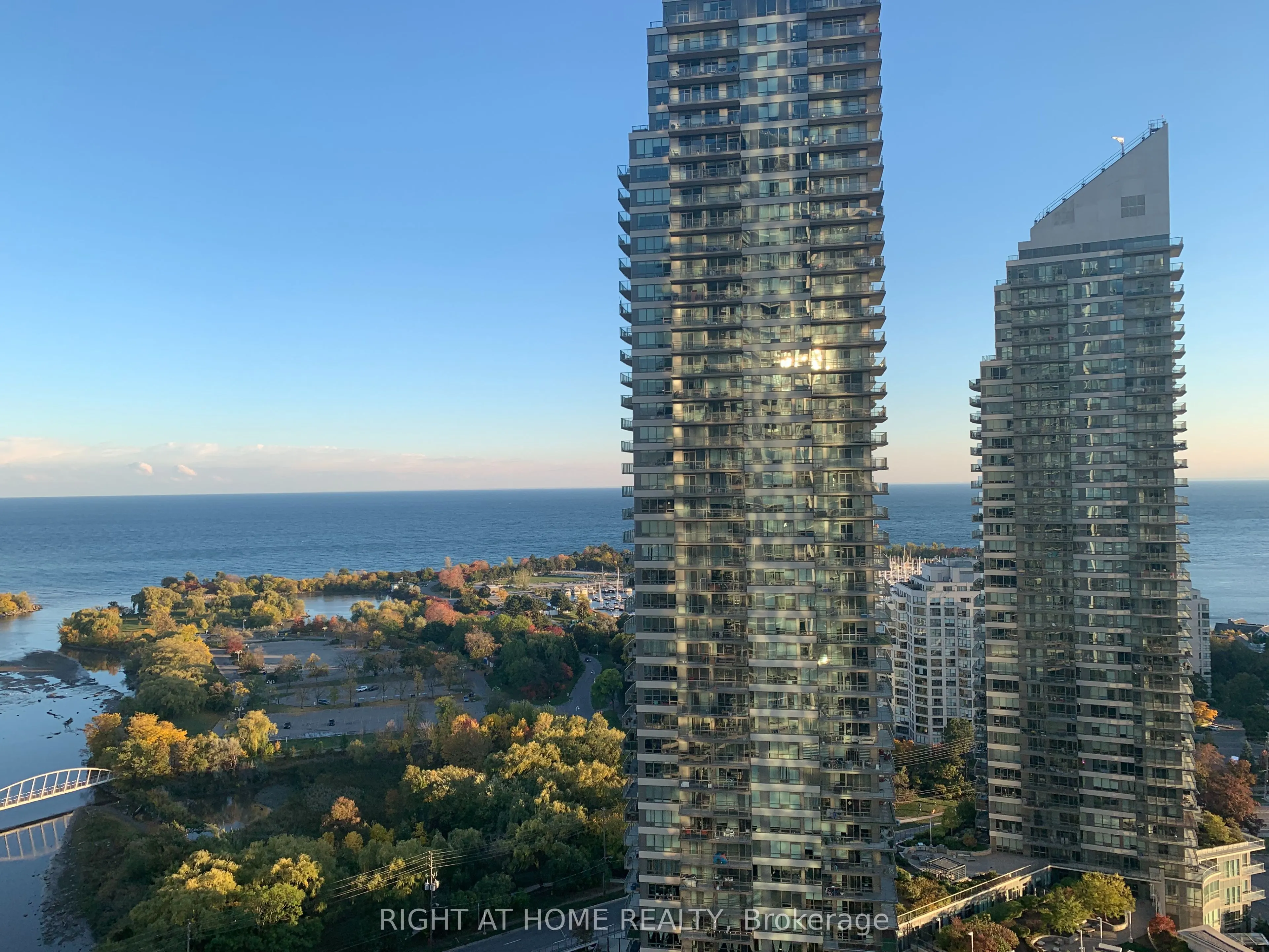2220 Lake Shore Boulevard W, #2601