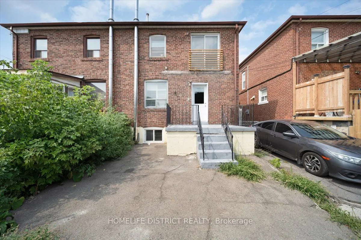 2055 Eglinton Avenue W
