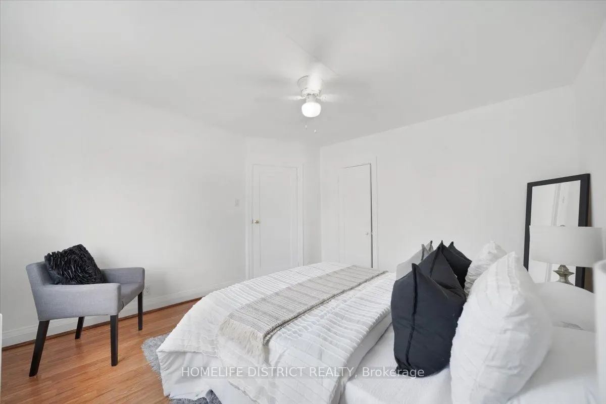 2055 Eglinton Avenue W