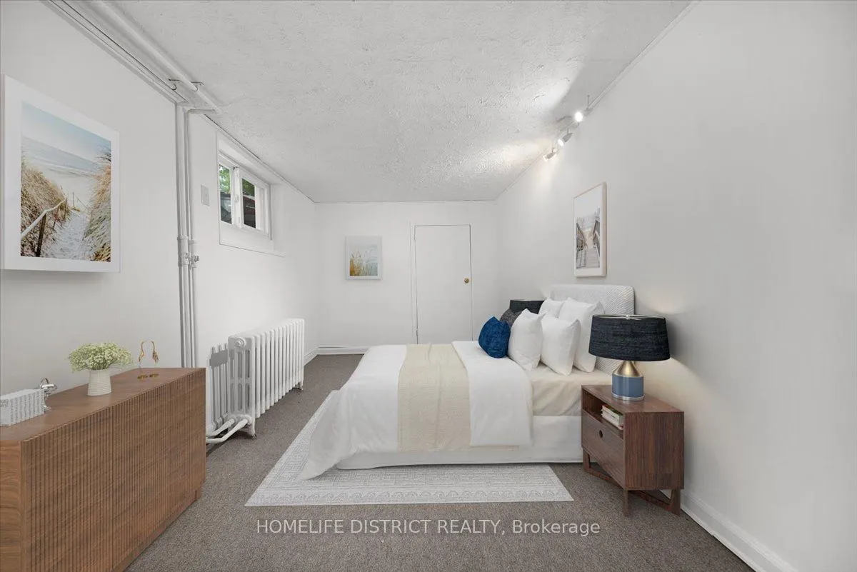 2055 Eglinton Avenue W