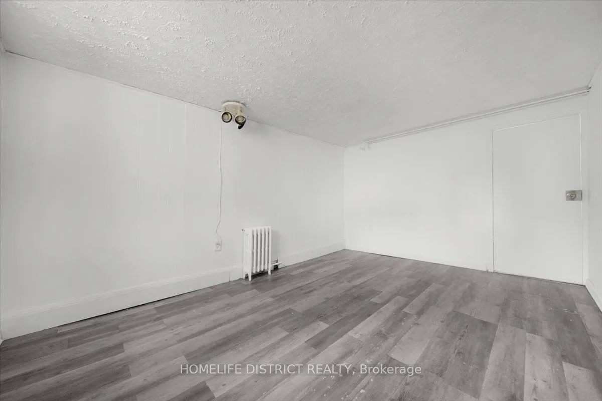 2055 Eglinton Avenue W