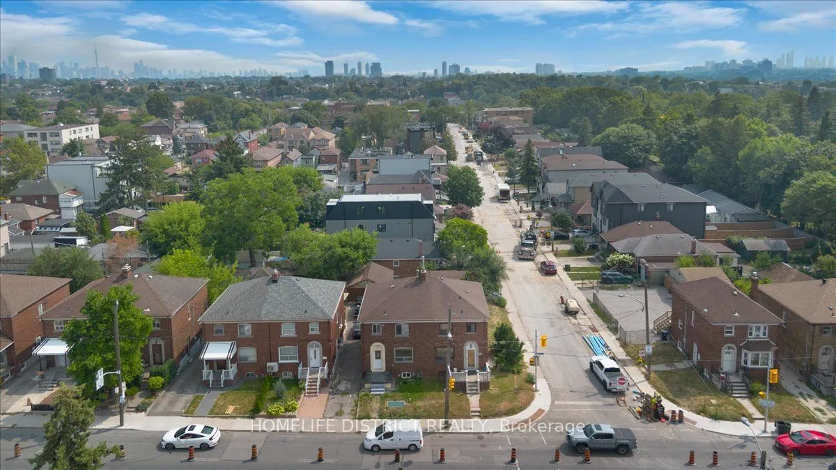 2055 Eglinton Avenue W