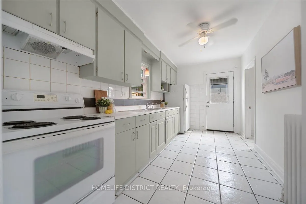 2055 Eglinton Avenue W