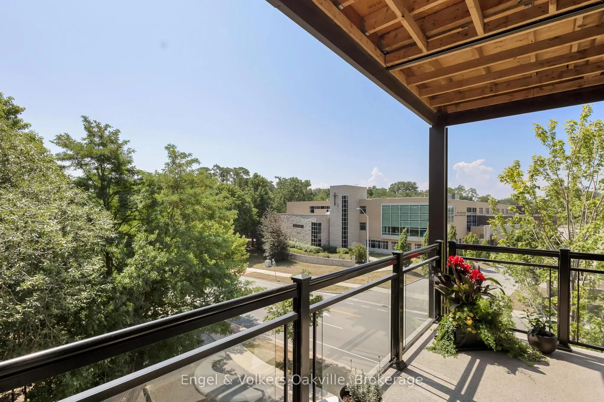 128 Garden Drive, #306