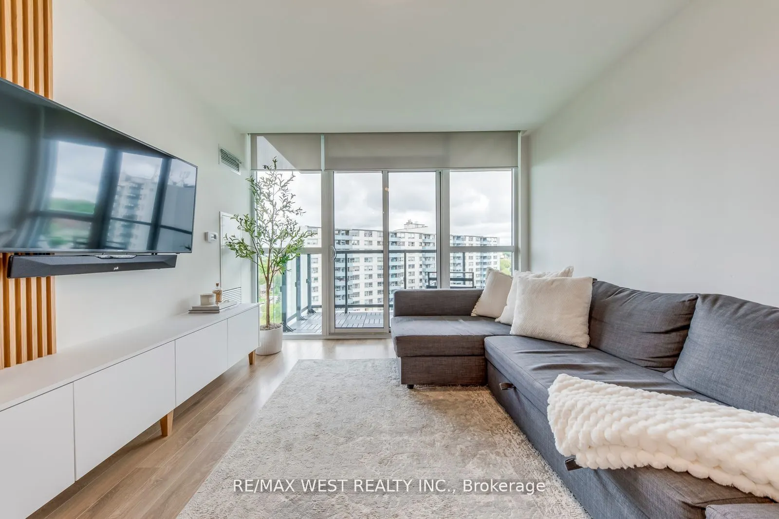 1461 Lawrence Avenue W, #1104