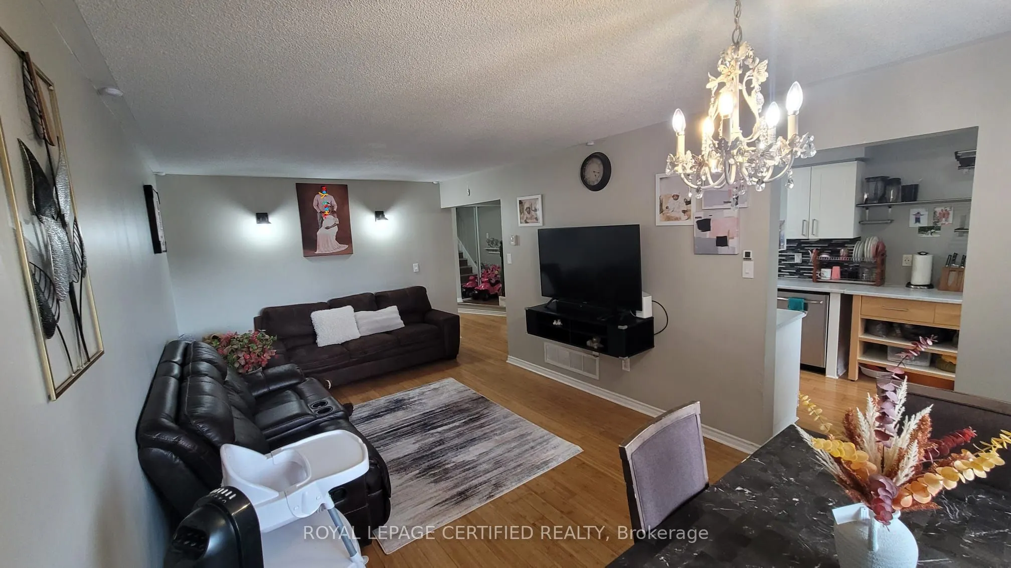 174 Howard Crescent