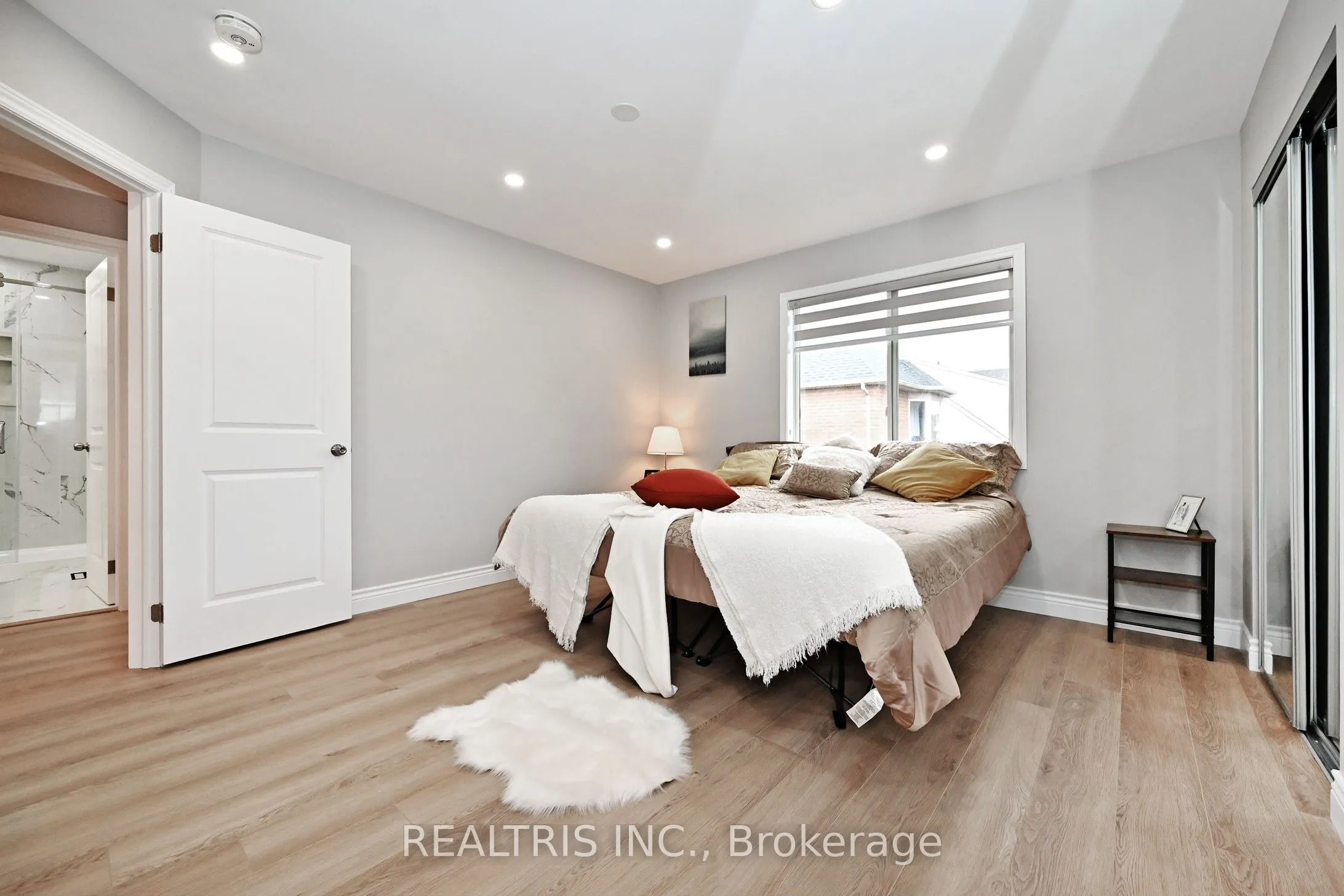 649 Marley Crescent