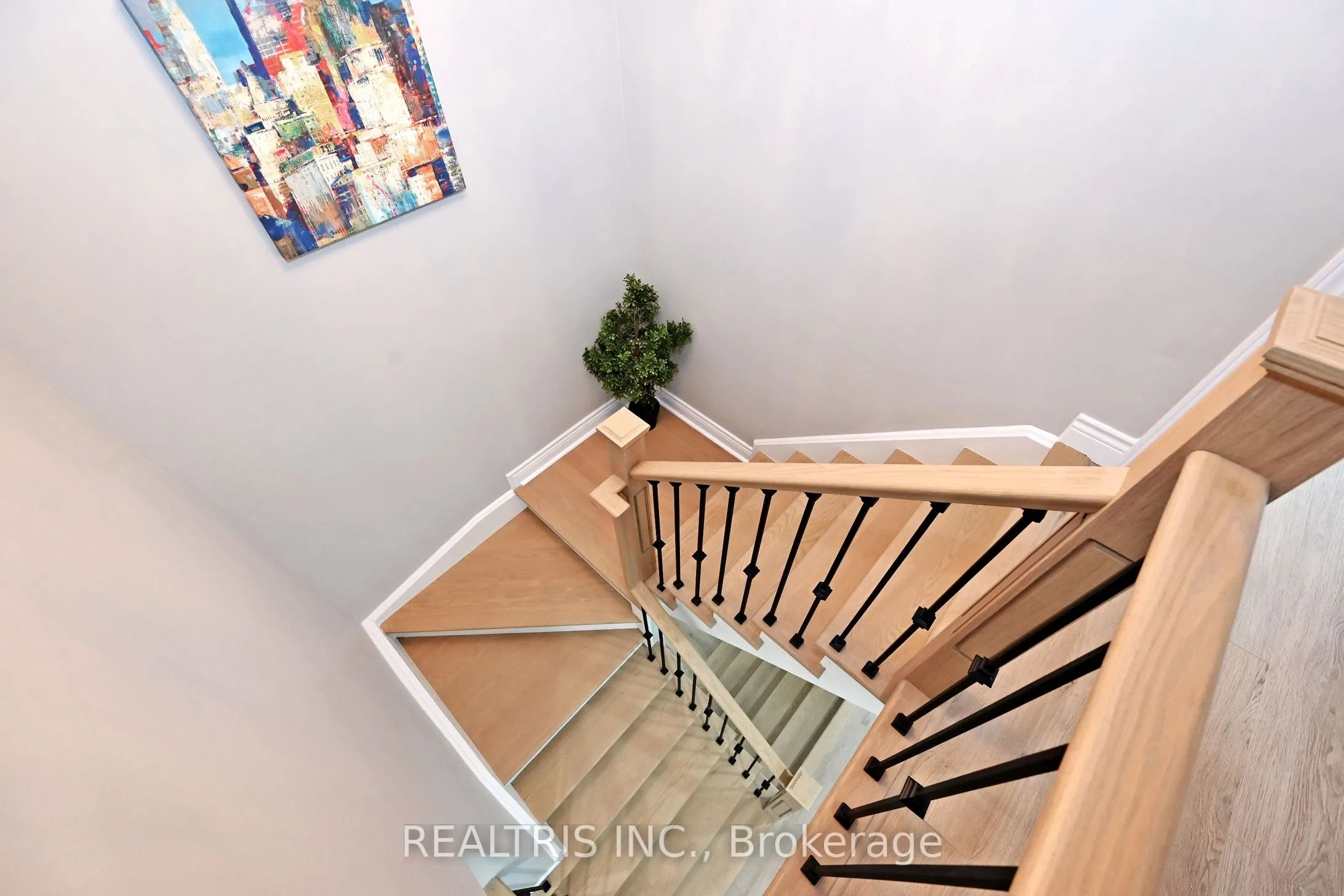 649 Marley Crescent