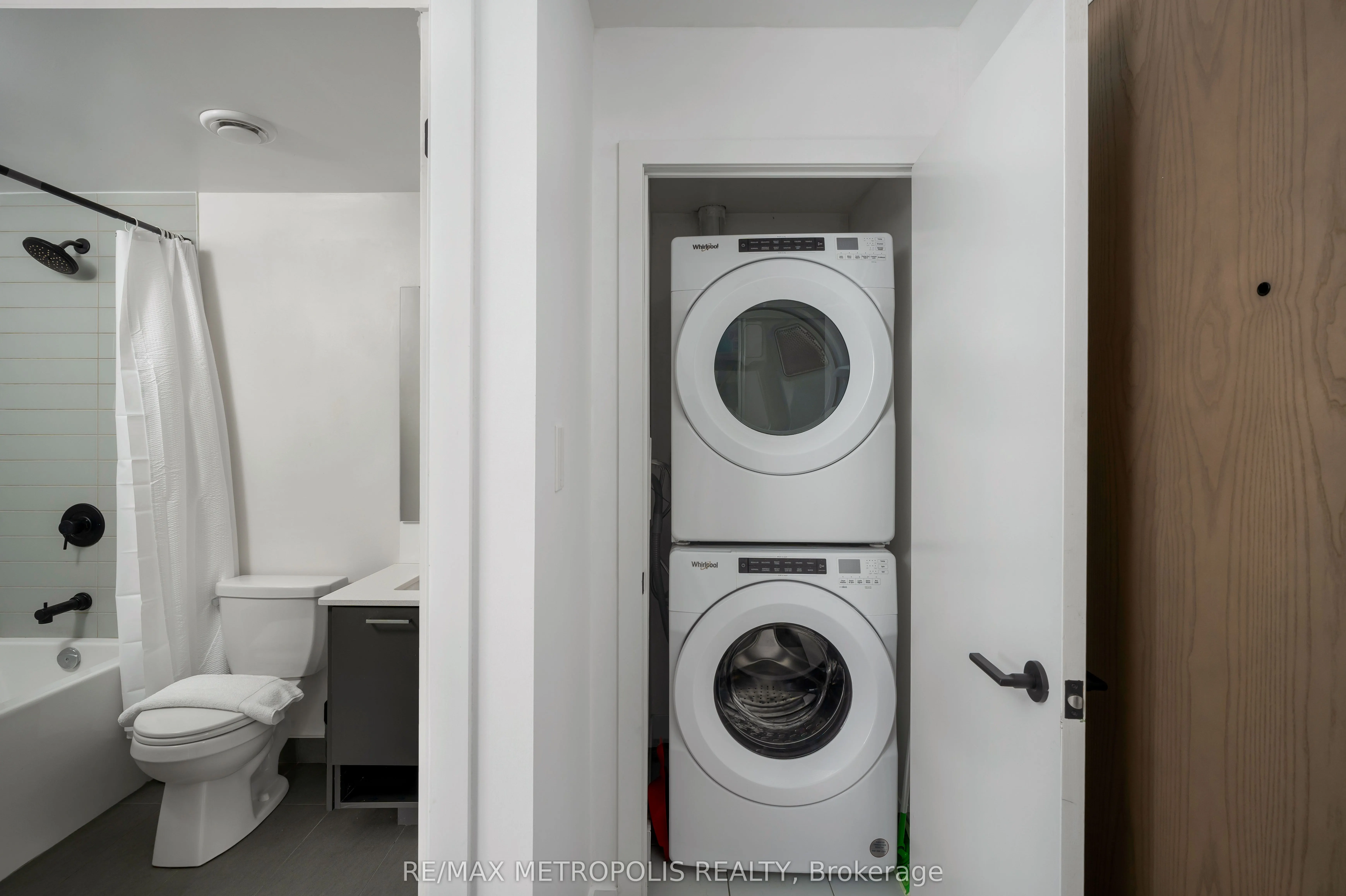 2300 St Clair Avenue W, #307