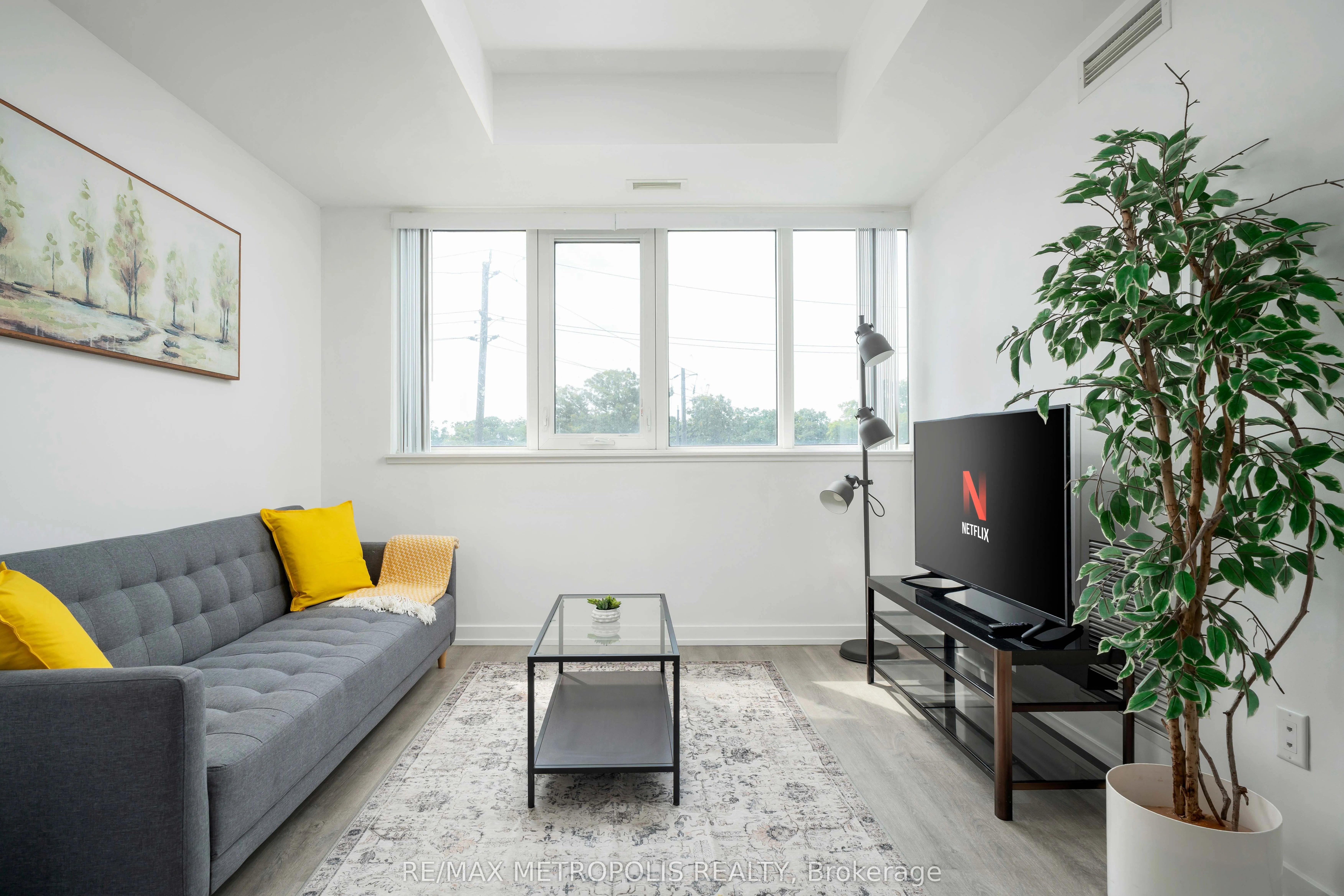 2300 St Clair Avenue W, #307