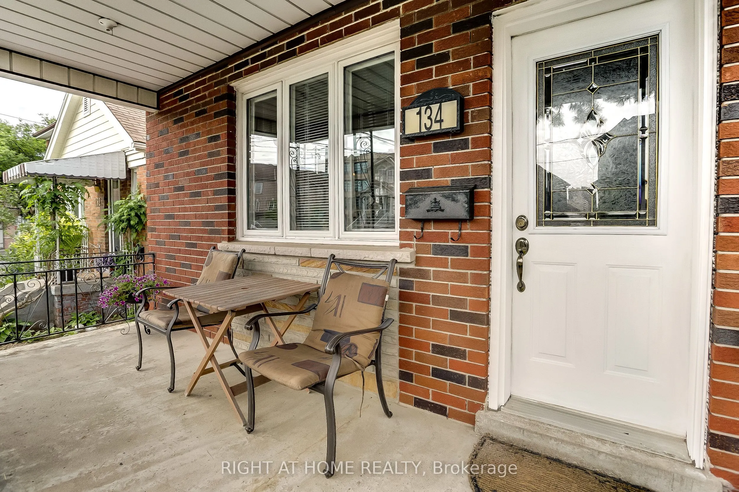 134 Locksley Avenue