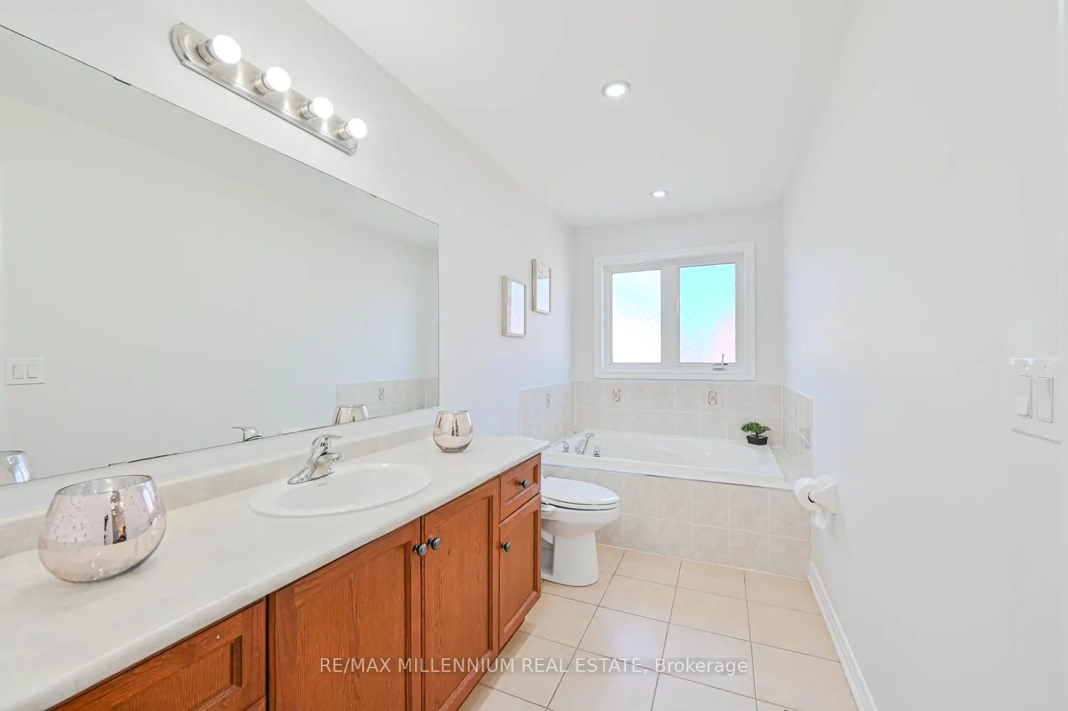 56 Attview Crescent