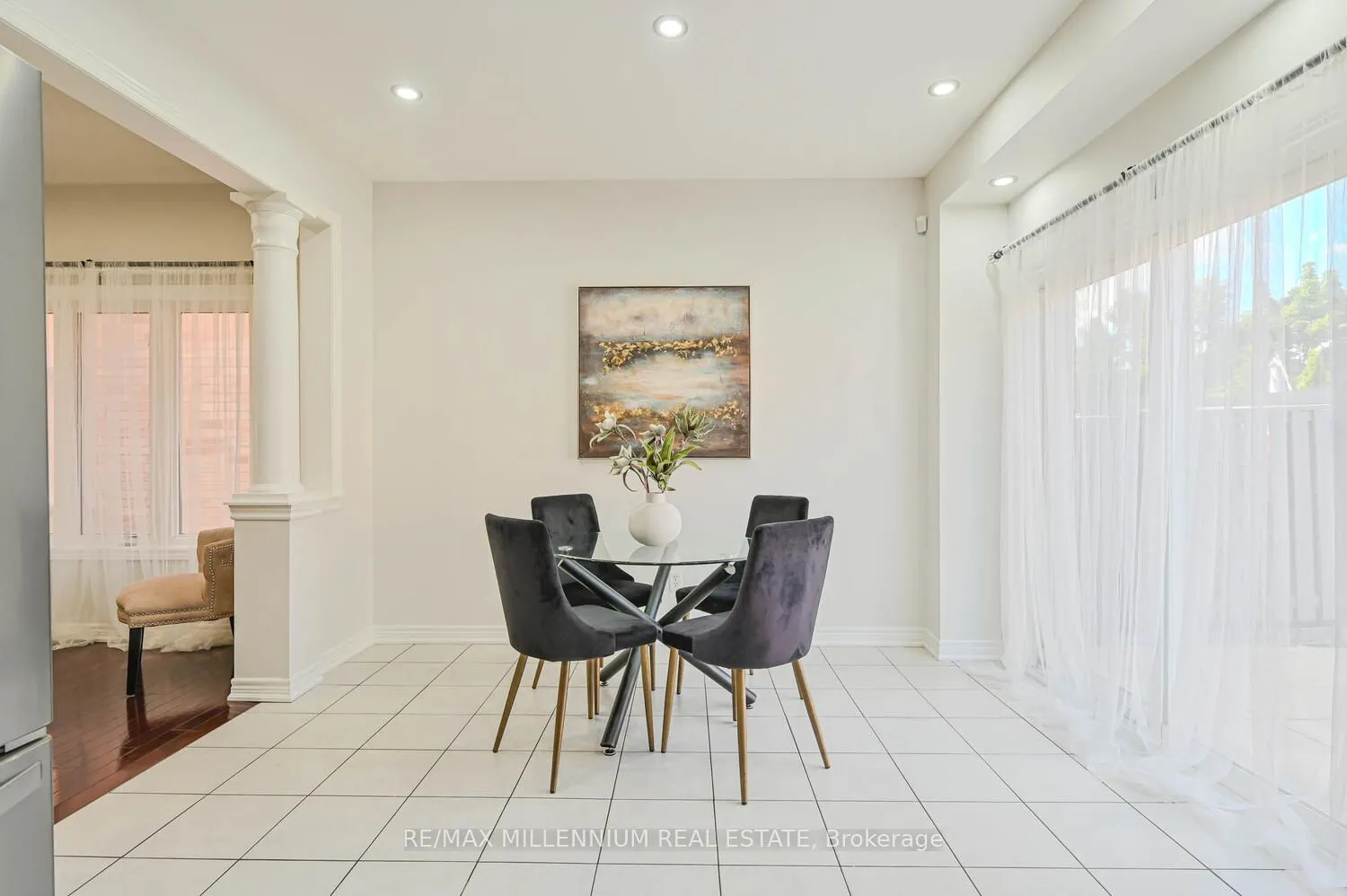 56 Attview Crescent