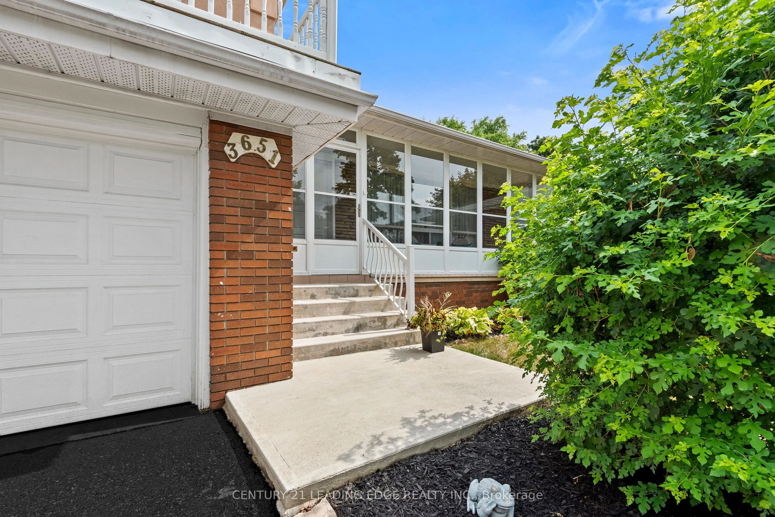 3651 Broomhill Crescent