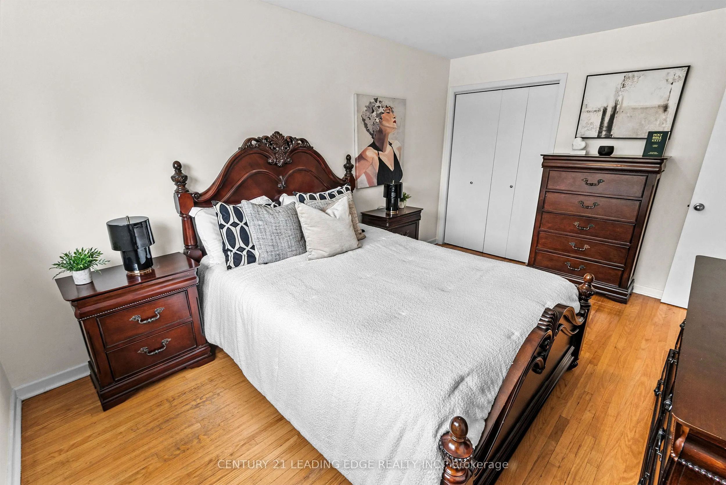 3651 Broomhill Crescent