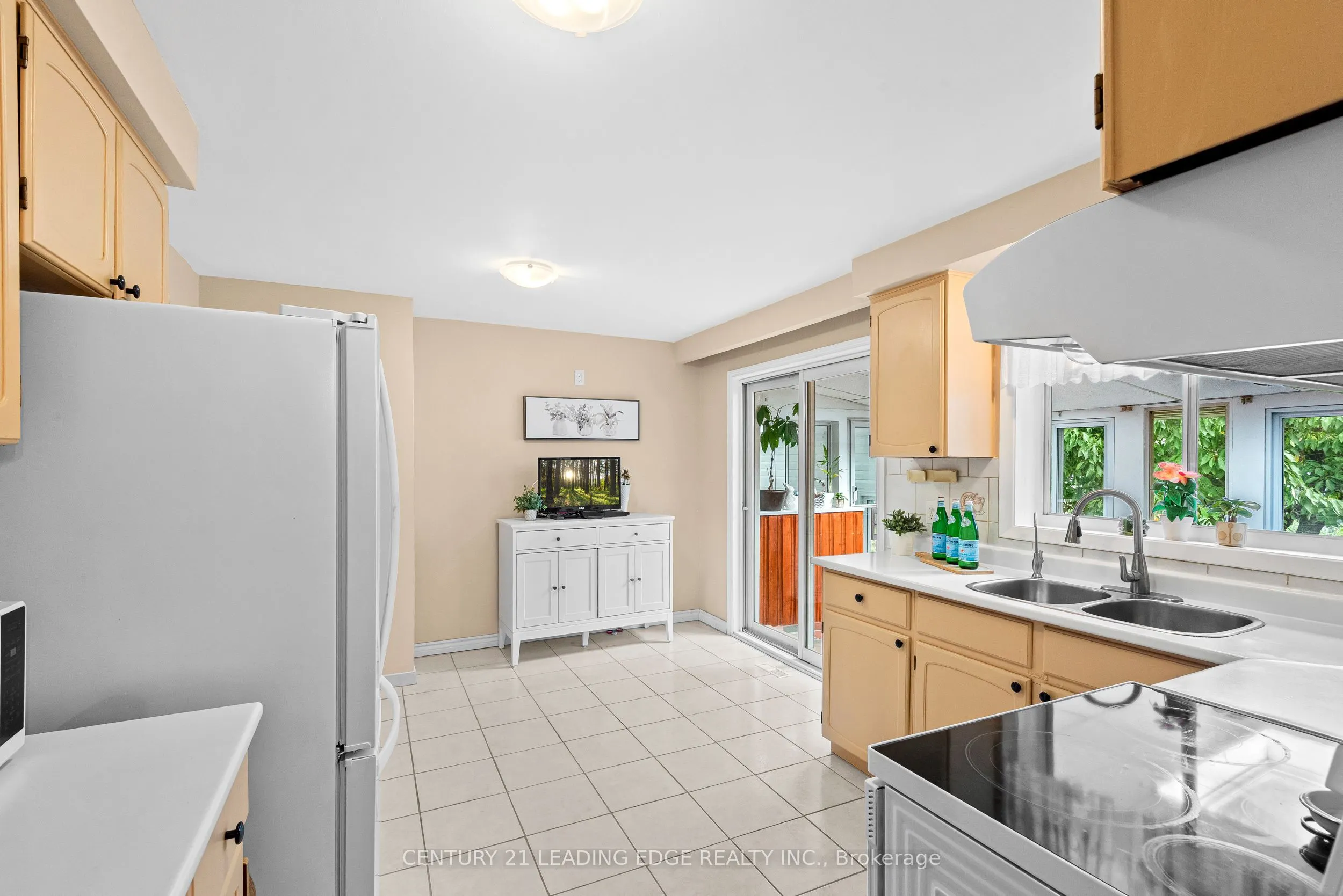 3651 Broomhill Crescent