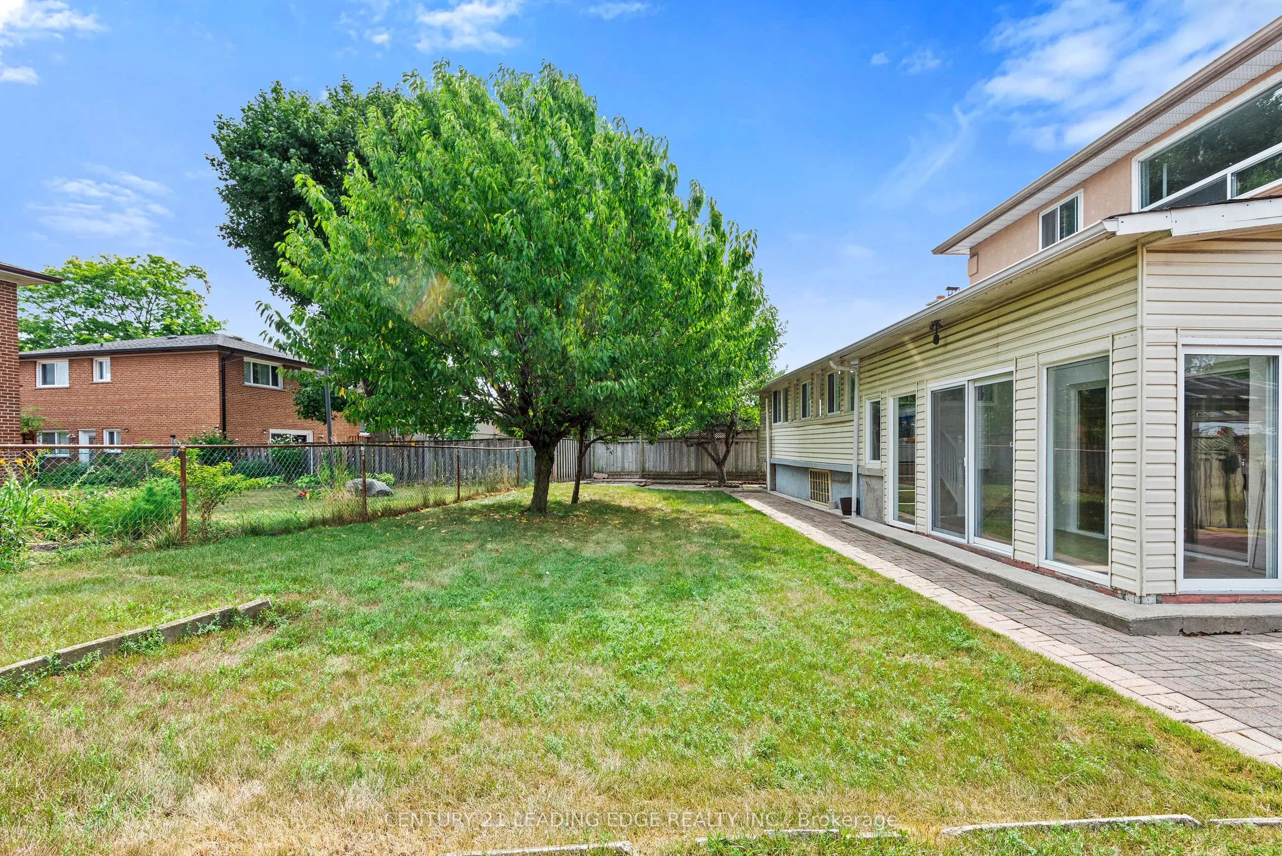3651 Broomhill Crescent