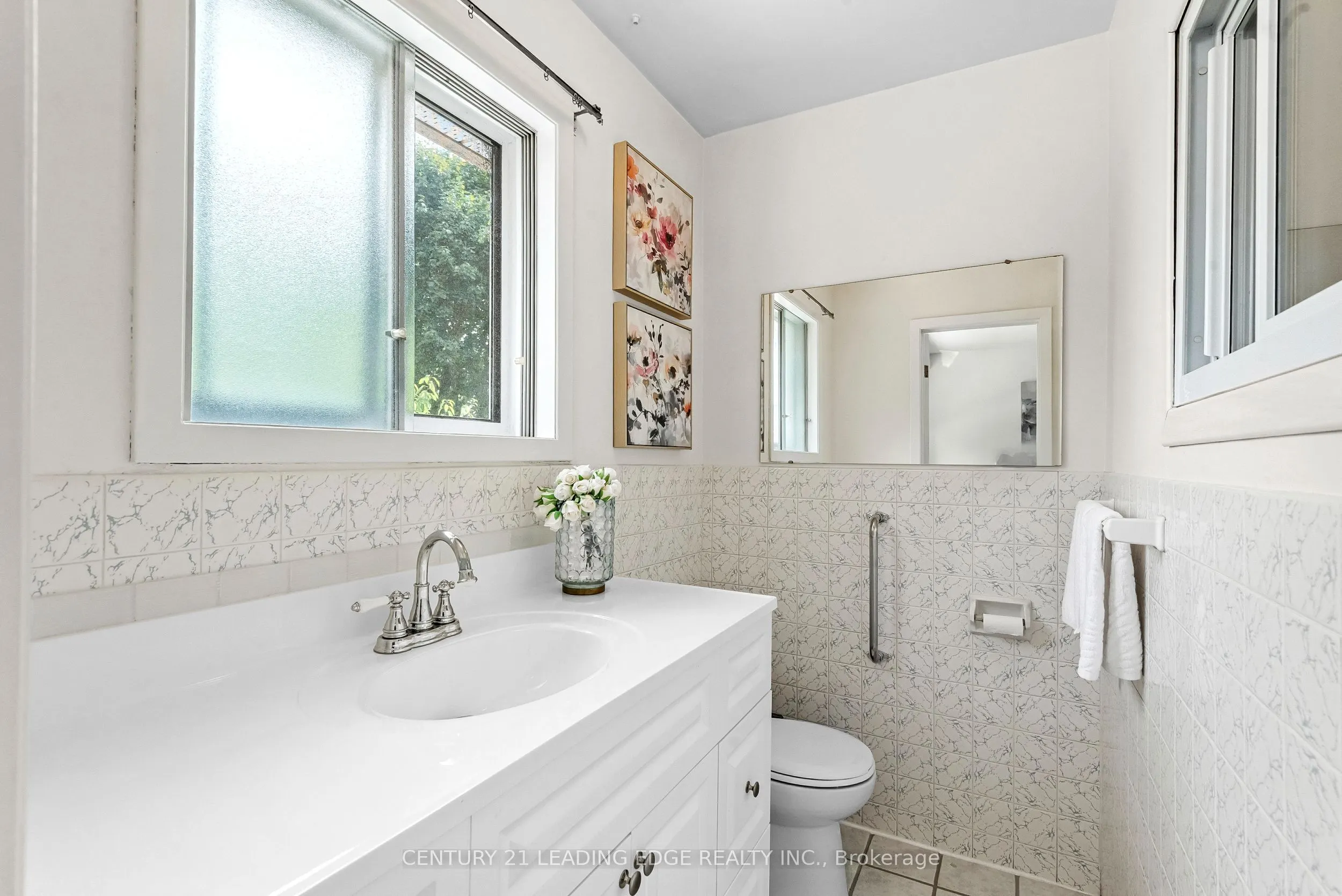 3651 Broomhill Crescent