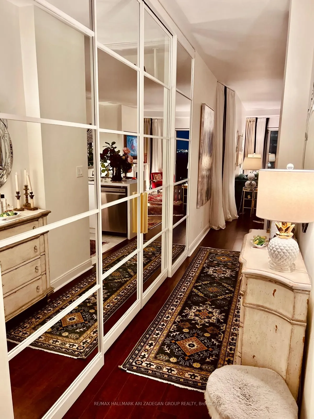 60 Absolute Avenue, #1507