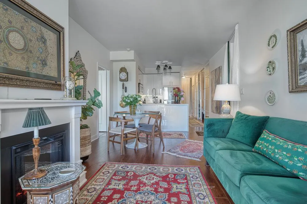 60 Absolute Avenue, #1507